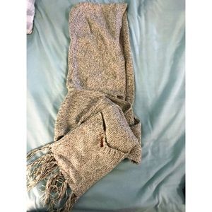 Hooded knit scarf